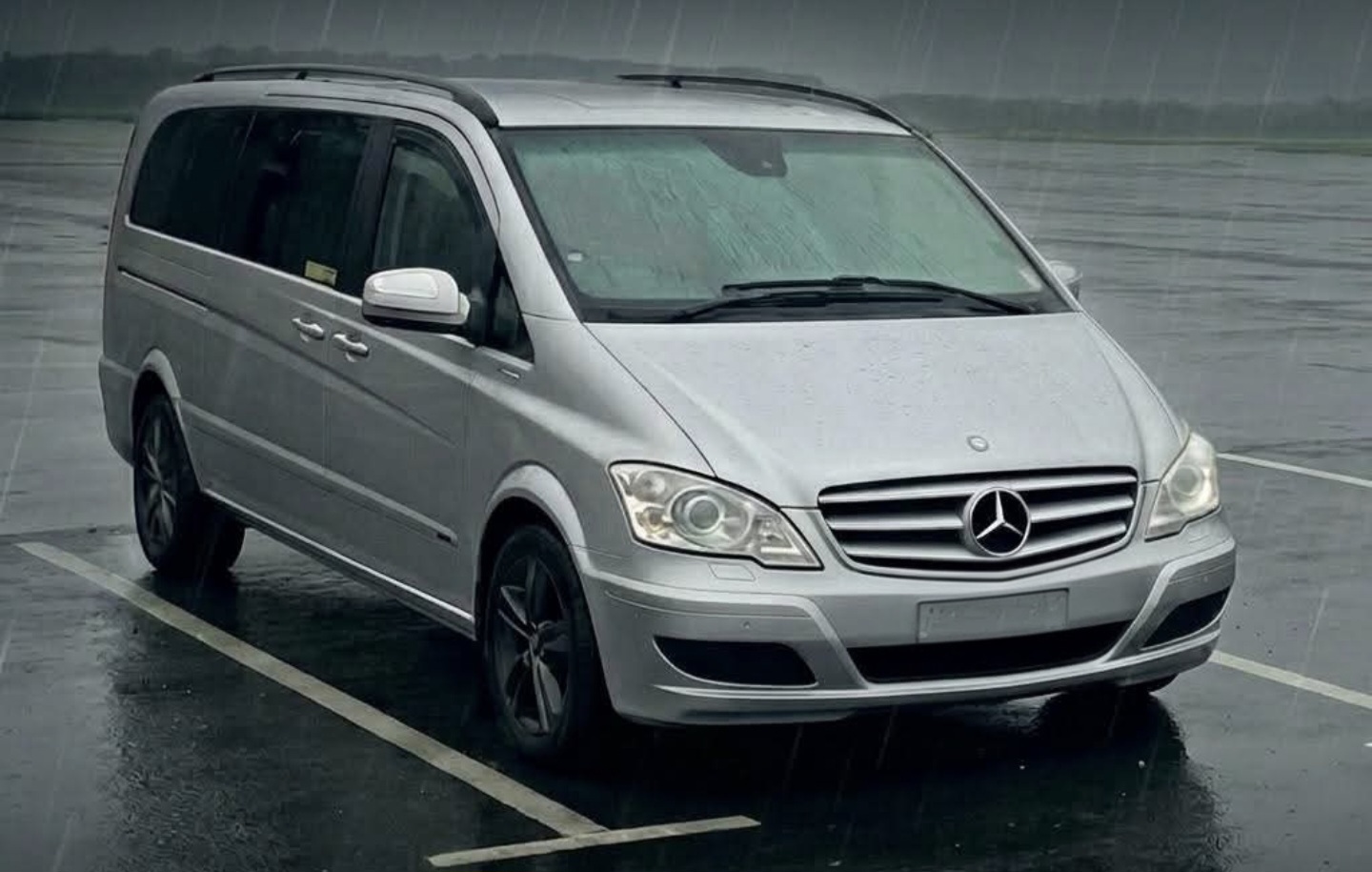 7 Seat Minibus